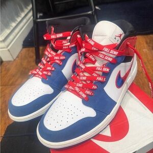 Nike Men's White and Blue Sneakers with Red Accents